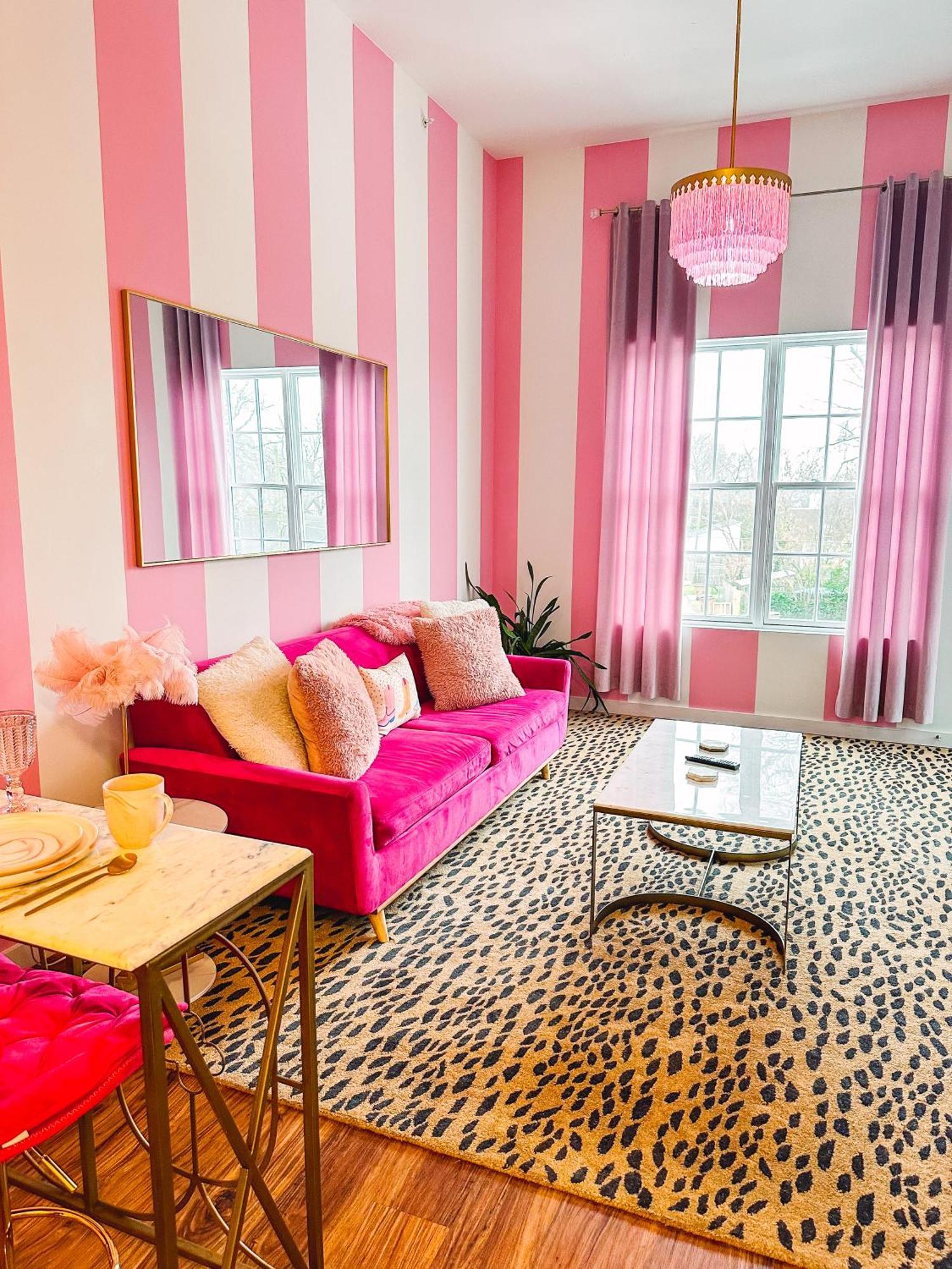 Dolly'S Delight - Boutique Bliss Mins From Broadway Villa Nashville Exterior photo